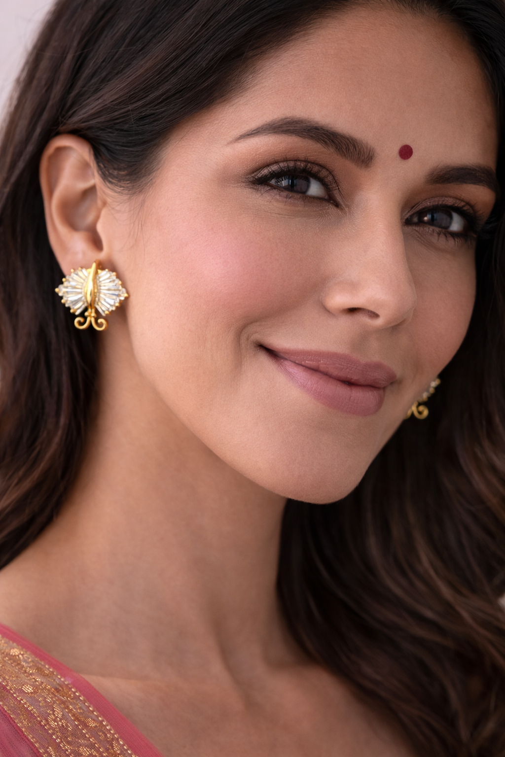 Vellorene Radiant Fan Crystal Stud Earrings – Gold-Tone Fashion Jewellery