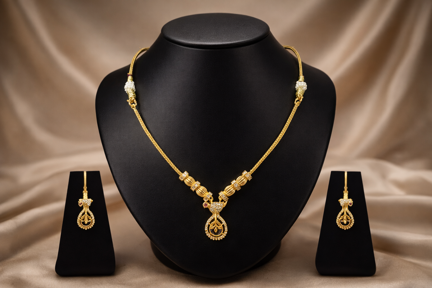 Vellorene Elegant Gold Drop Pendant Necklace Set – Minimal Luxury Jewellery