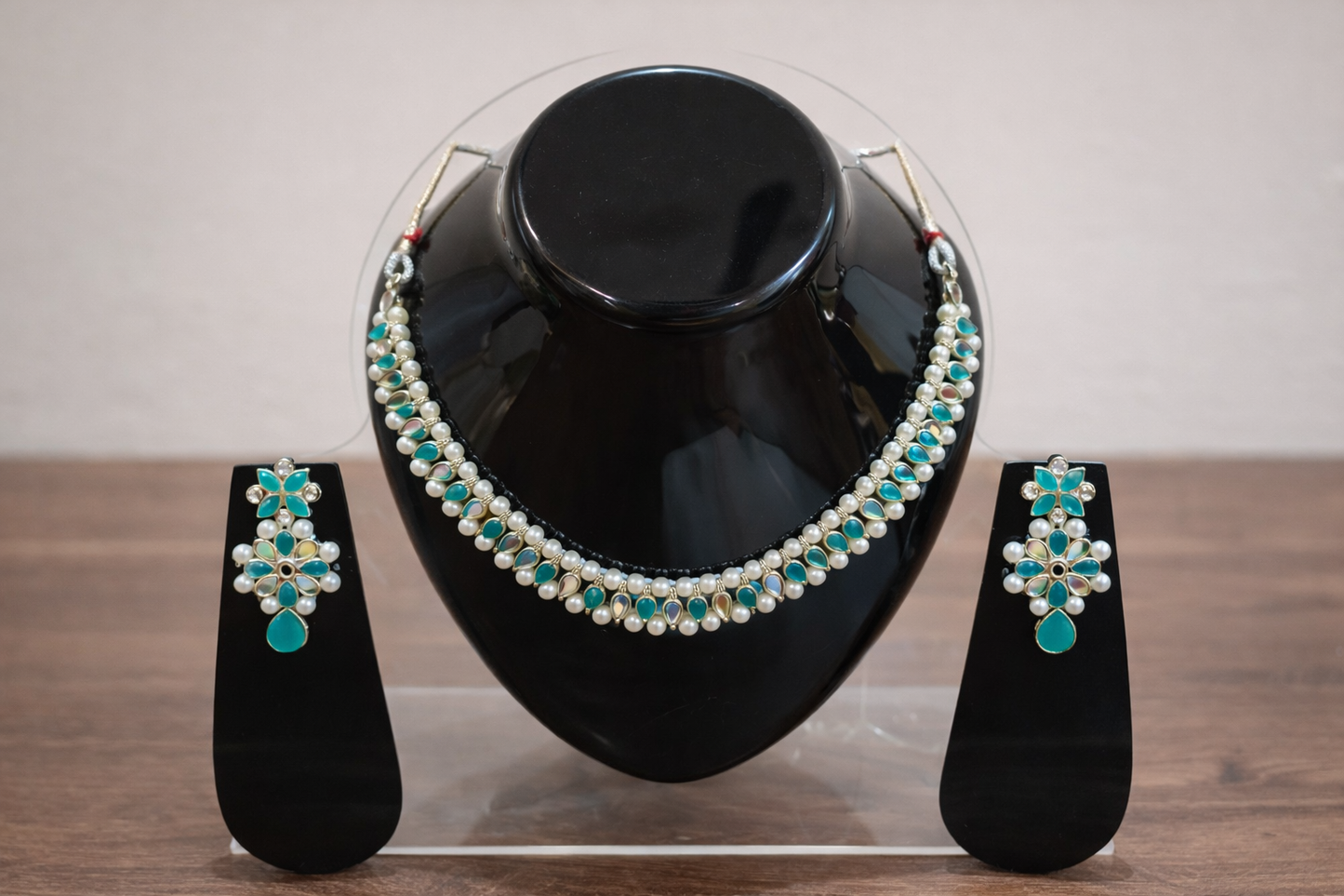 Vellorene Turquoise Pearl Choker Necklace Set – Fresh Elegance Jewellery
