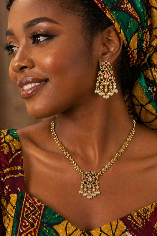 Vellorene Heritage Floral Pearl Necklace Set