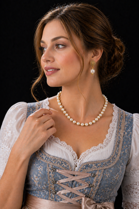 Vellorene Heritage Pearl Drop Necklace Set