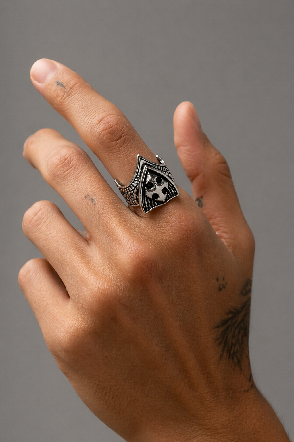 PRISMETIC Gothic Crest Armor Ring