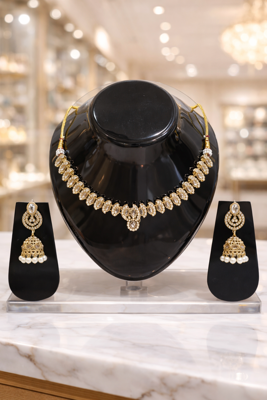 Vellorene Classic Kundan Choker Necklace Set – Bridal Gold Statement Jewellery