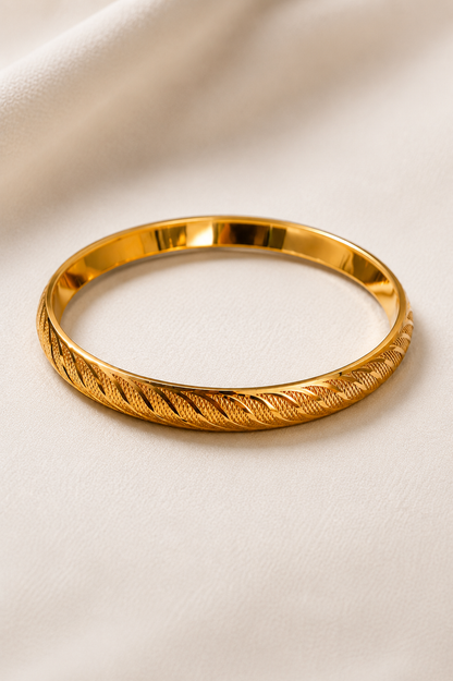 Obsidyn Regal Twist Gold Kara Bracelet for Men