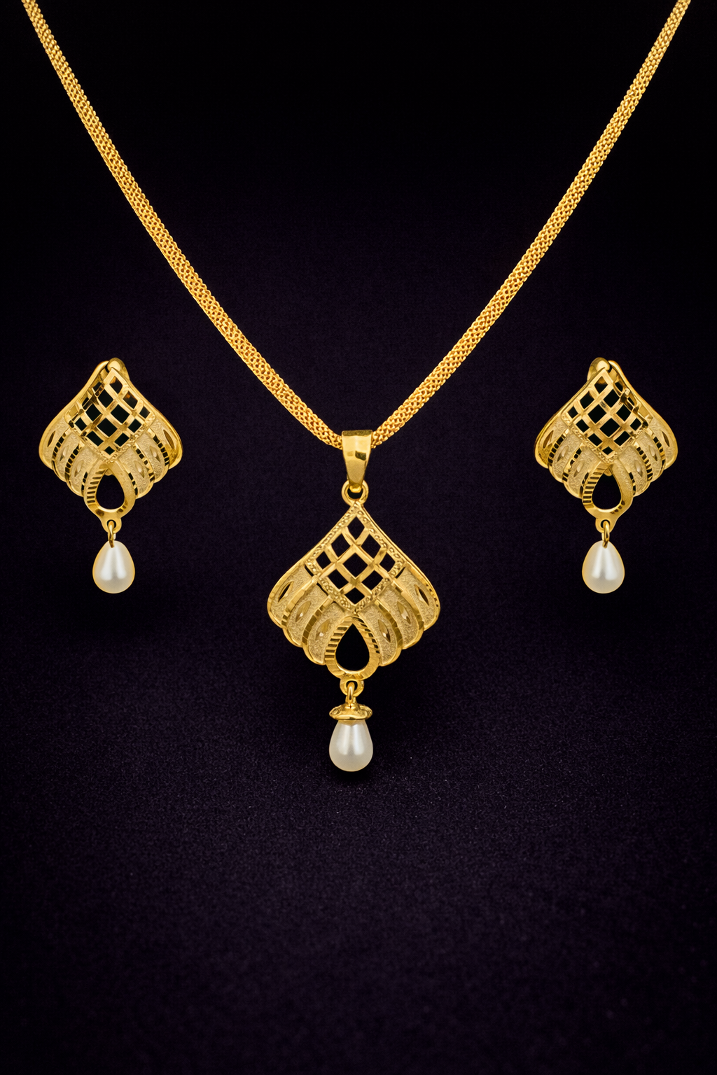Vellorene Aurelia Pearl Drop Pendant Set – Gold Tone Elegant Necklace