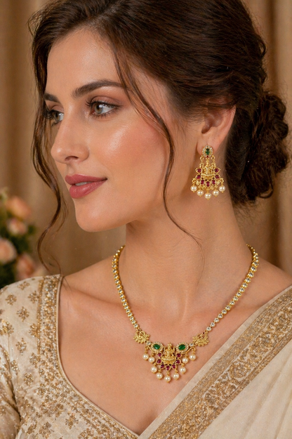 Vellorene Royal Lakshmi Pearl Necklace Set