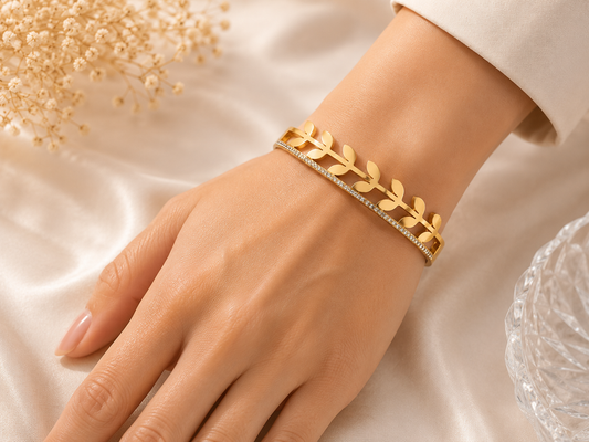 Vellorene Golden Leaf Crystal Bracelet