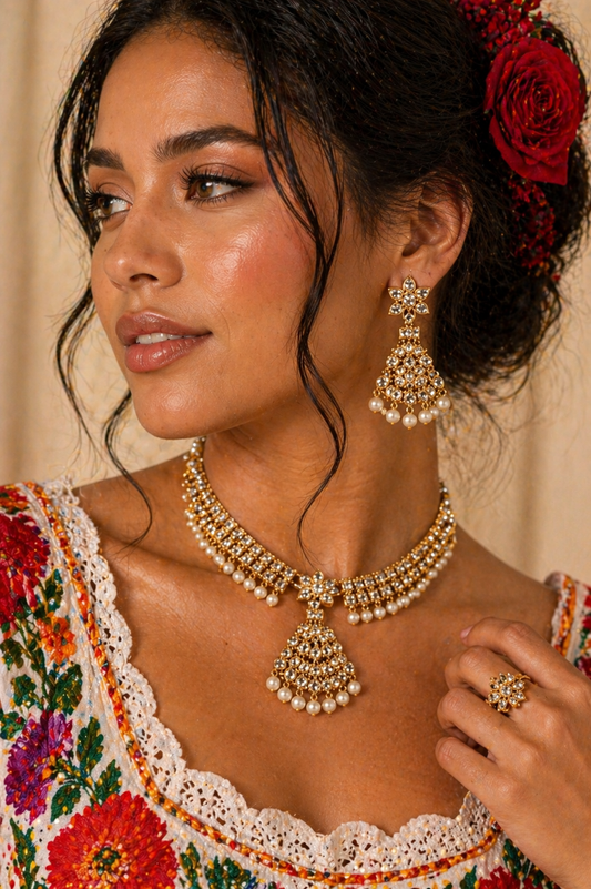 Vellorene Regal Kundan Pearl Necklace Set
